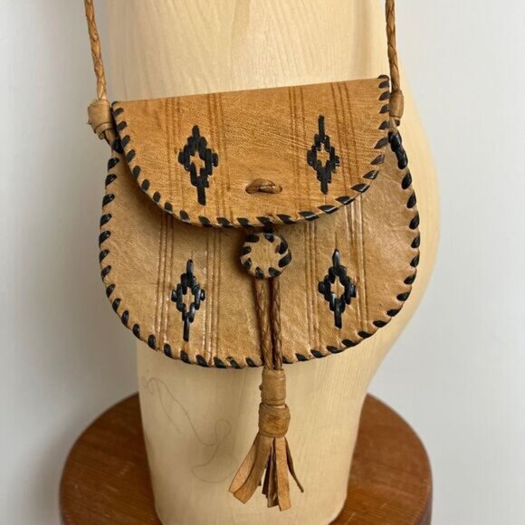 Vintage Handmade Native American BOHO Crossbody Bag Purse Leather Western Countr - Picture 14 of 14